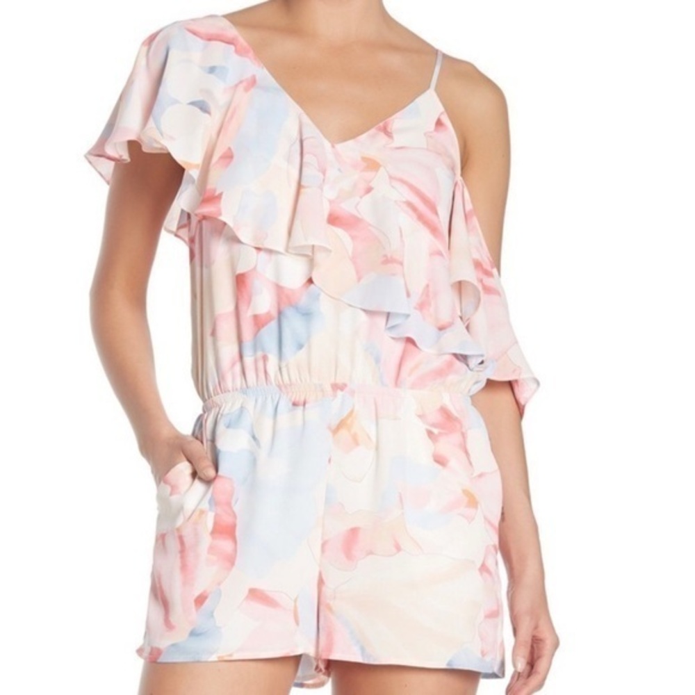 1 State NWT Floral print shorts romper size S